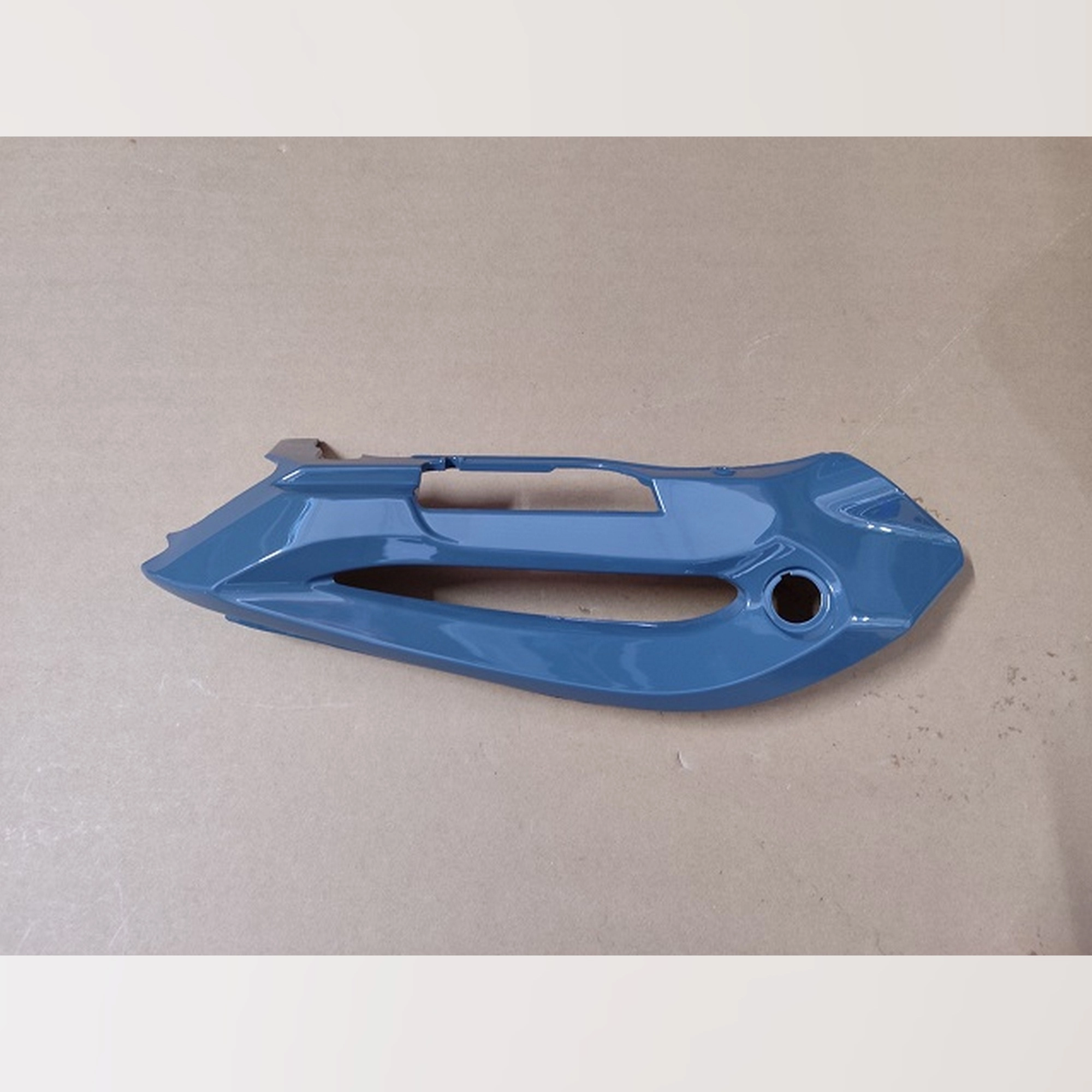 ARORA SK250-KV ARKA STOP YAN PLASTİK SAĞ GRİ #SK250-KV- 061